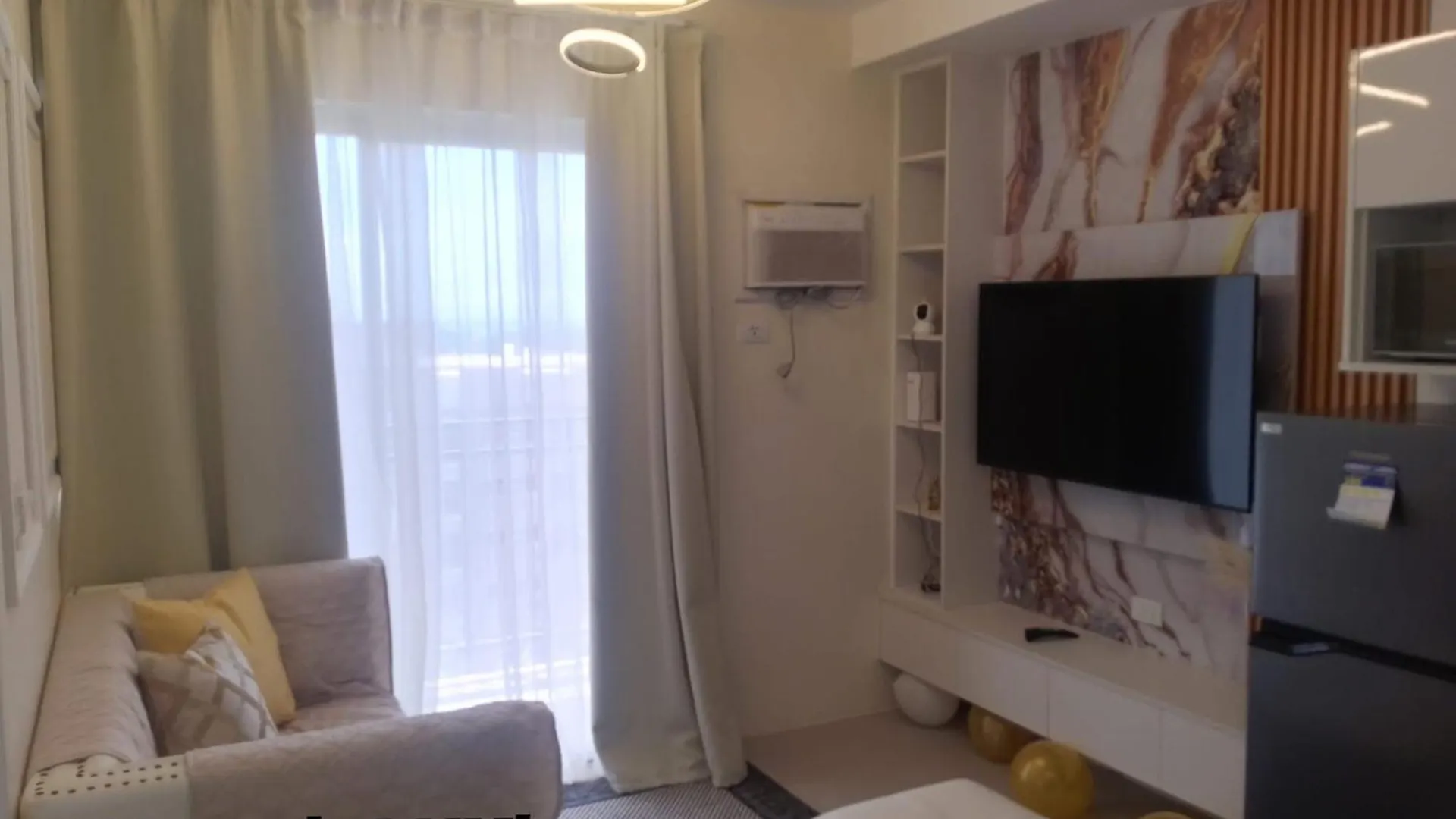 Marce'S Lux'S Condotel Davao